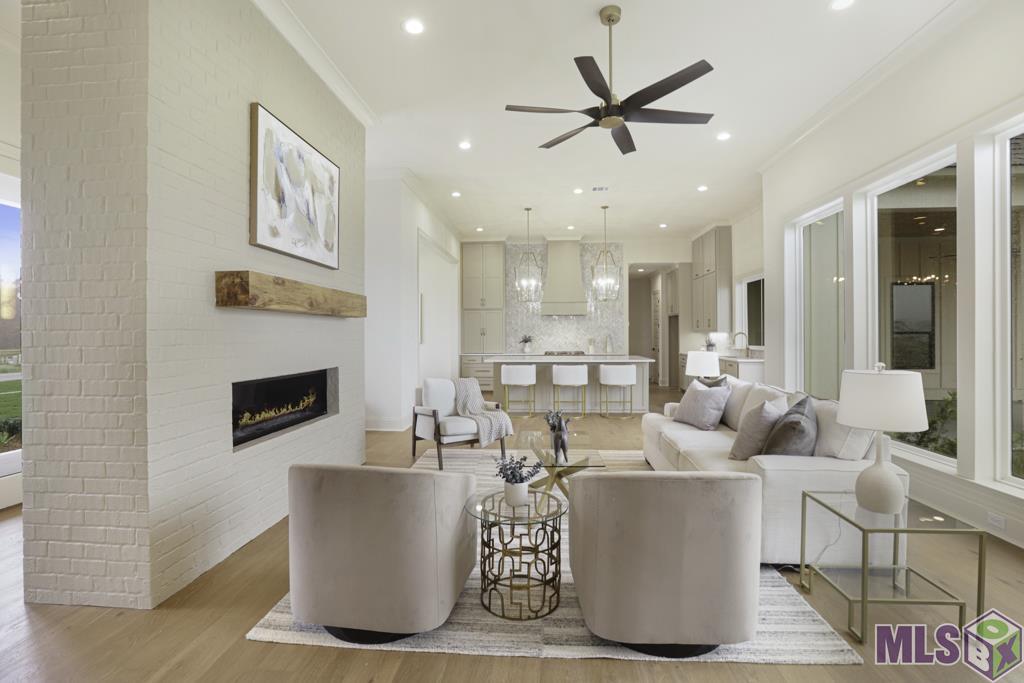 43294 Collyns Cove Prairieville, LA 70769 - Photo 4 of 40