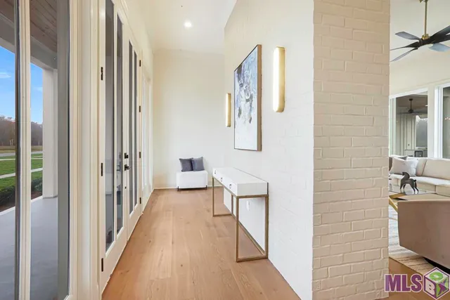 $889,900 | 43294 Collyns Cove, Prairieville, LA 70769