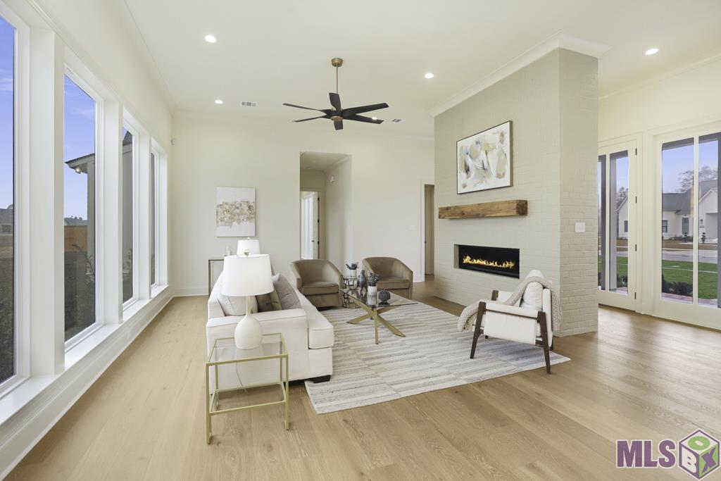 43294 Collyns Cove Prairieville, LA 70769 - Photo 7 of 40