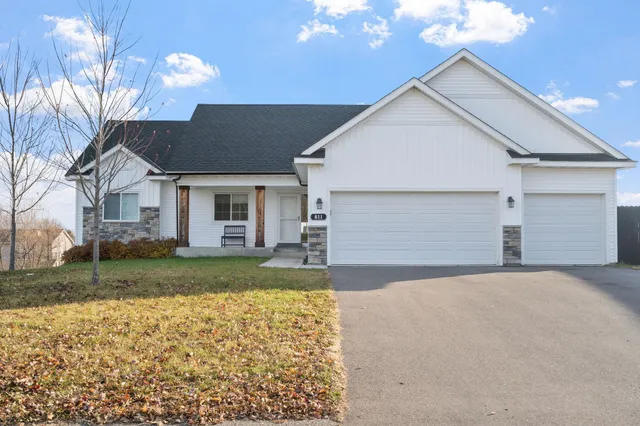 $375,000 | 811 Morrison Avenue Northwest, Annandale, MN 55302