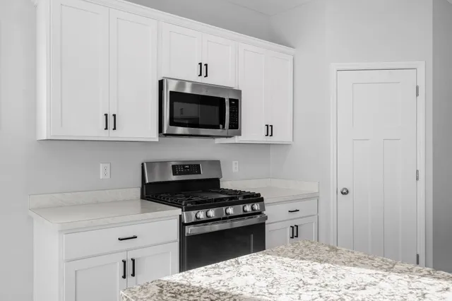 $375,000 | 811 Morrison Avenue Northwest, Annandale, MN 55302