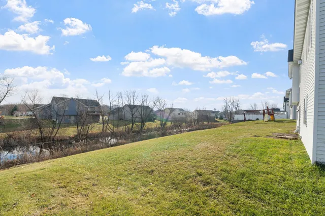 $375,000 | 811 Morrison Avenue Northwest, Annandale, MN 55302