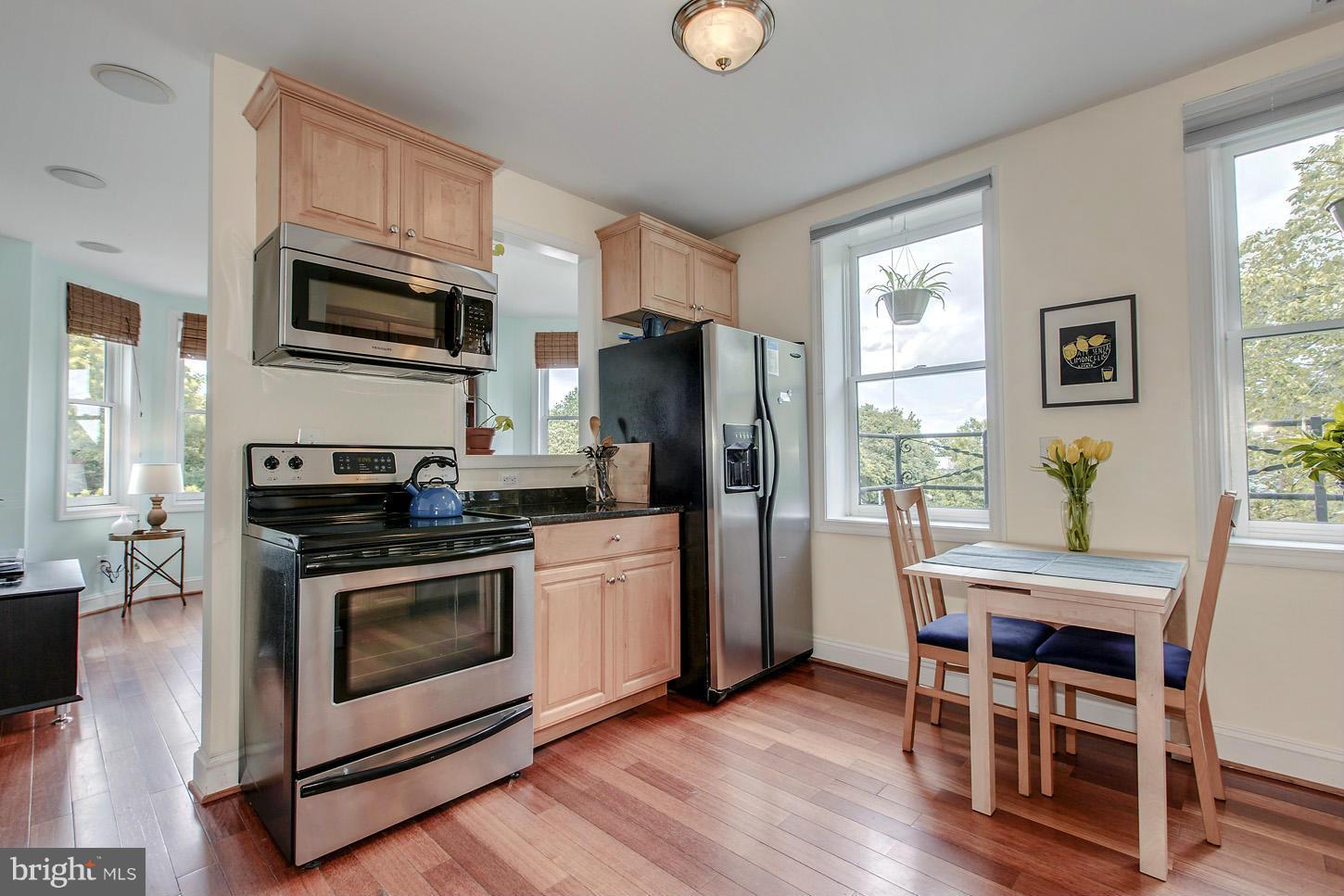 1305 East Capitol Street Southeast, Unit 302 Washington, DC 20003 - Photo 9 of 19 Kitchen
