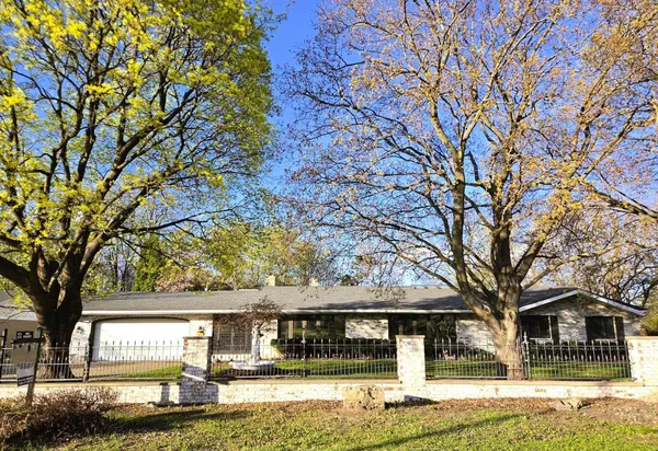 $560,000 | 2901 Grandview Boulevard, Madison, WI 53713