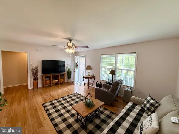 $364,999 | 11684 Kensington Way, Laurel, DE 19956