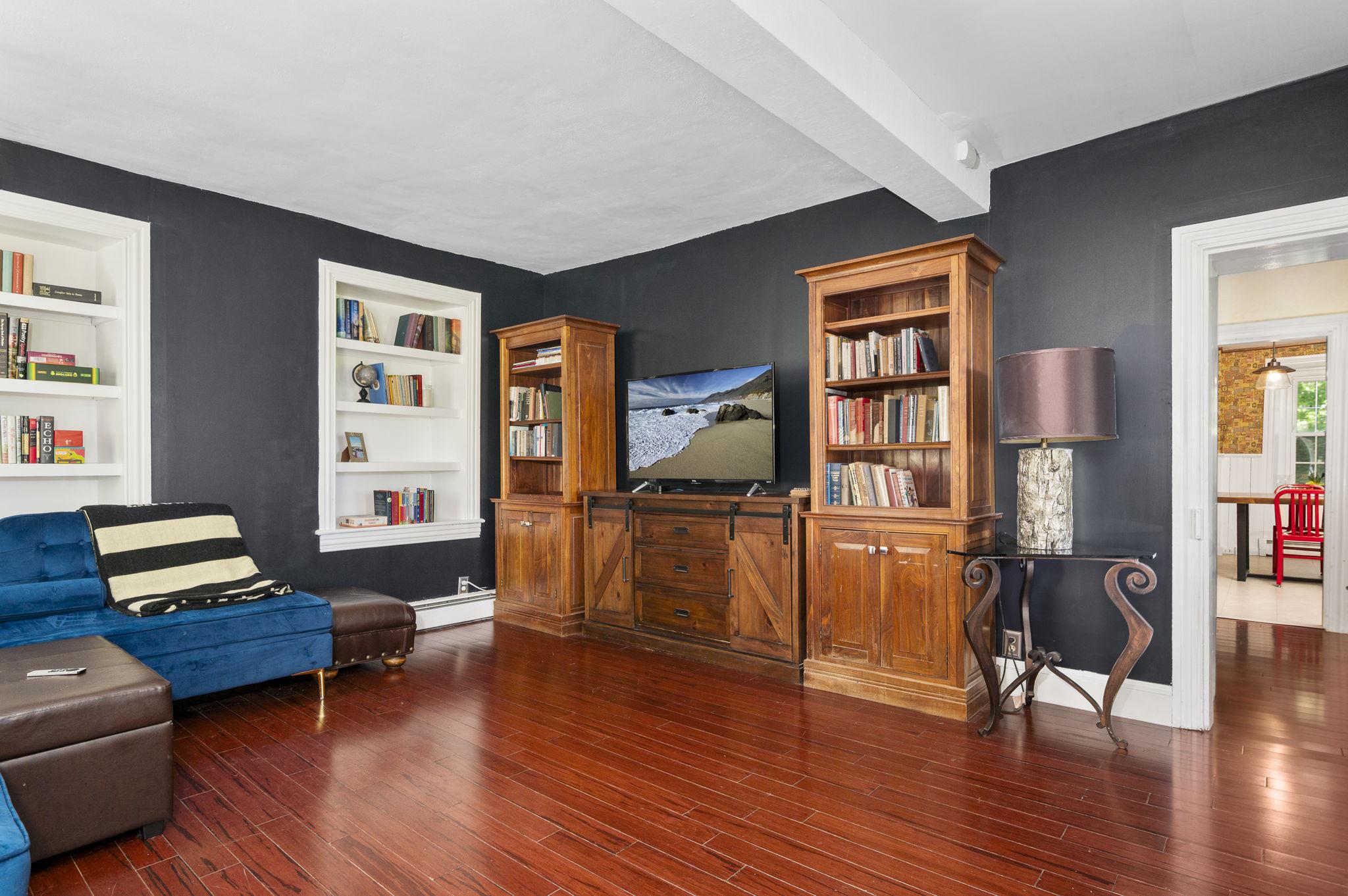 416 Snyder Road Reading, PA 19605 - Photo 18 of 65 a living room with furniture and wooden floor