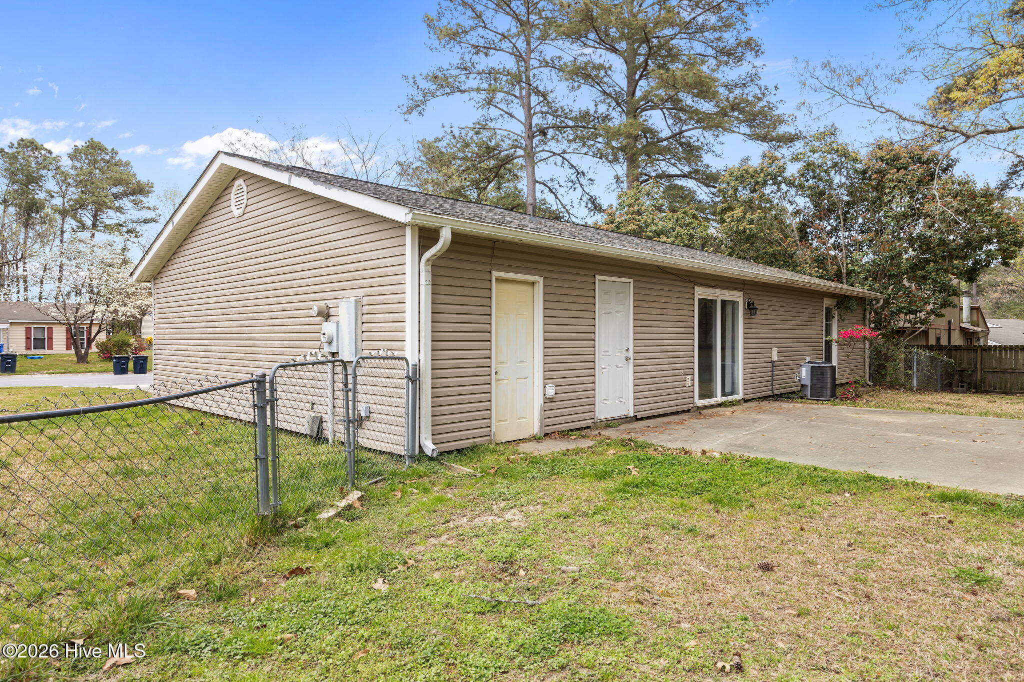 625 Shadowridge Road Jacksonville, NC 28546 - Photo 16 of 19 29-web-or-mls-625 Shadowridge Rd. 75