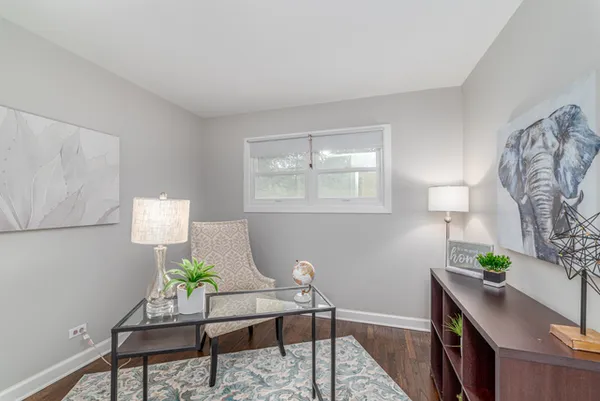 $3,200 | 21-w021 Marlborough Lane, Lombard, IL 60148