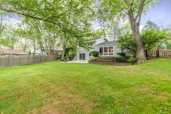 $3,200 | 21-w021 Marlborough Lane, Lombard, IL 60148