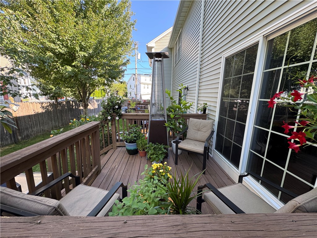 660 Cottage Street, Unit 6 Pawtucket, RI 02861 - Photo 27 of 32