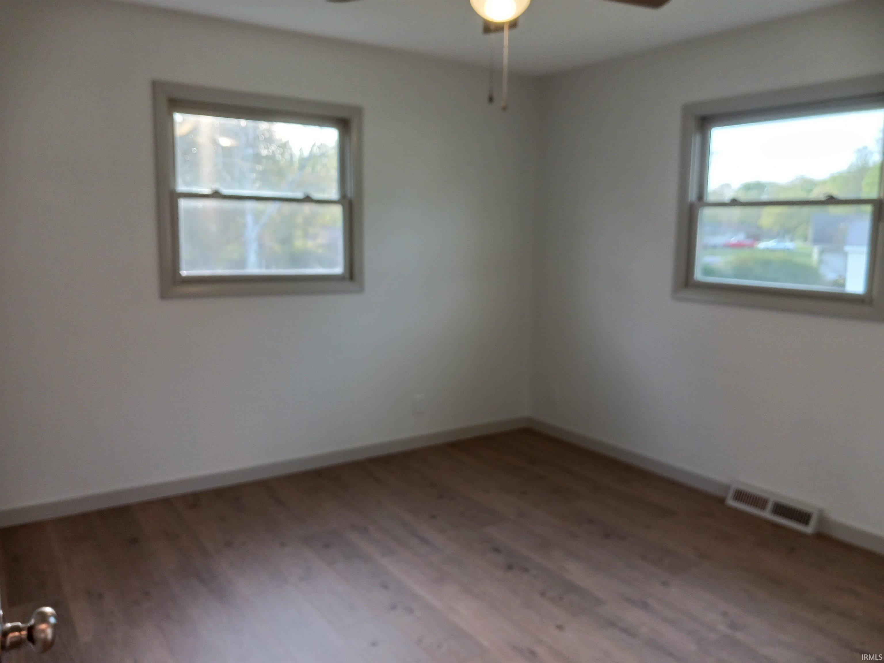 112 Pineview Drive Vincennes, IN 47591 - Photo 14 of 25