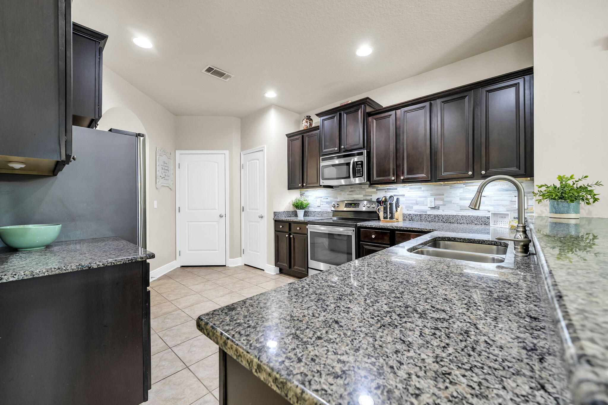 507 Fanny Ann Way Freeport, FL 32439 - Photo 1 of 54 24-web-or-mls-DSC00357