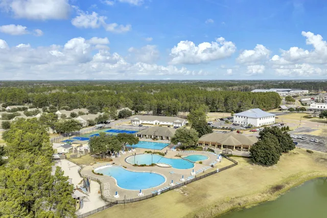 $349,990 | 507 Fanny Ann Way, Freeport, FL 32439