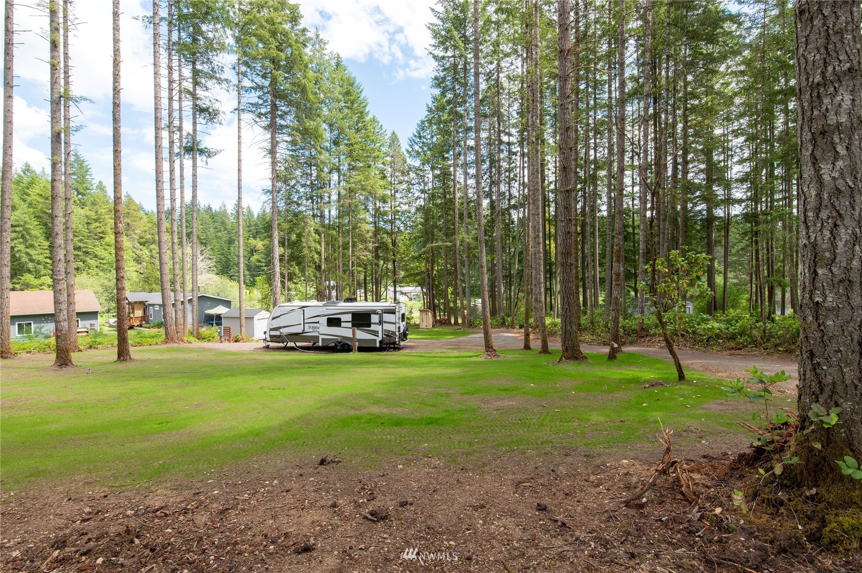 9924 Fairview Lake Road Southwest Port Orchard, WA 98367 - Photo 11 of 24 Gallery Image 11