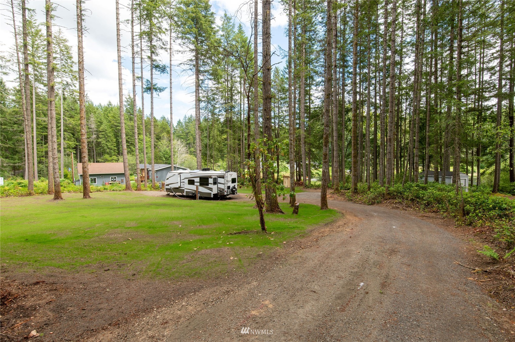 9924 Fairview Lake Road Southwest Port Orchard, WA 98367 - Photo 10 of 24 Gallery Image 10