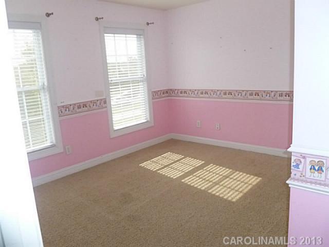 7219 Gilead Road Huntersville, NC 28078 - Photo 5 of 13 Gallery Image 5