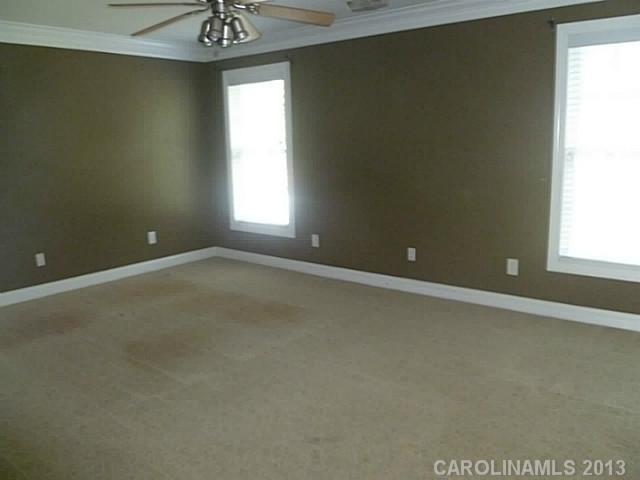 7219 Gilead Road Huntersville, NC 28078 - Photo 6 of 13 Gallery Image 6