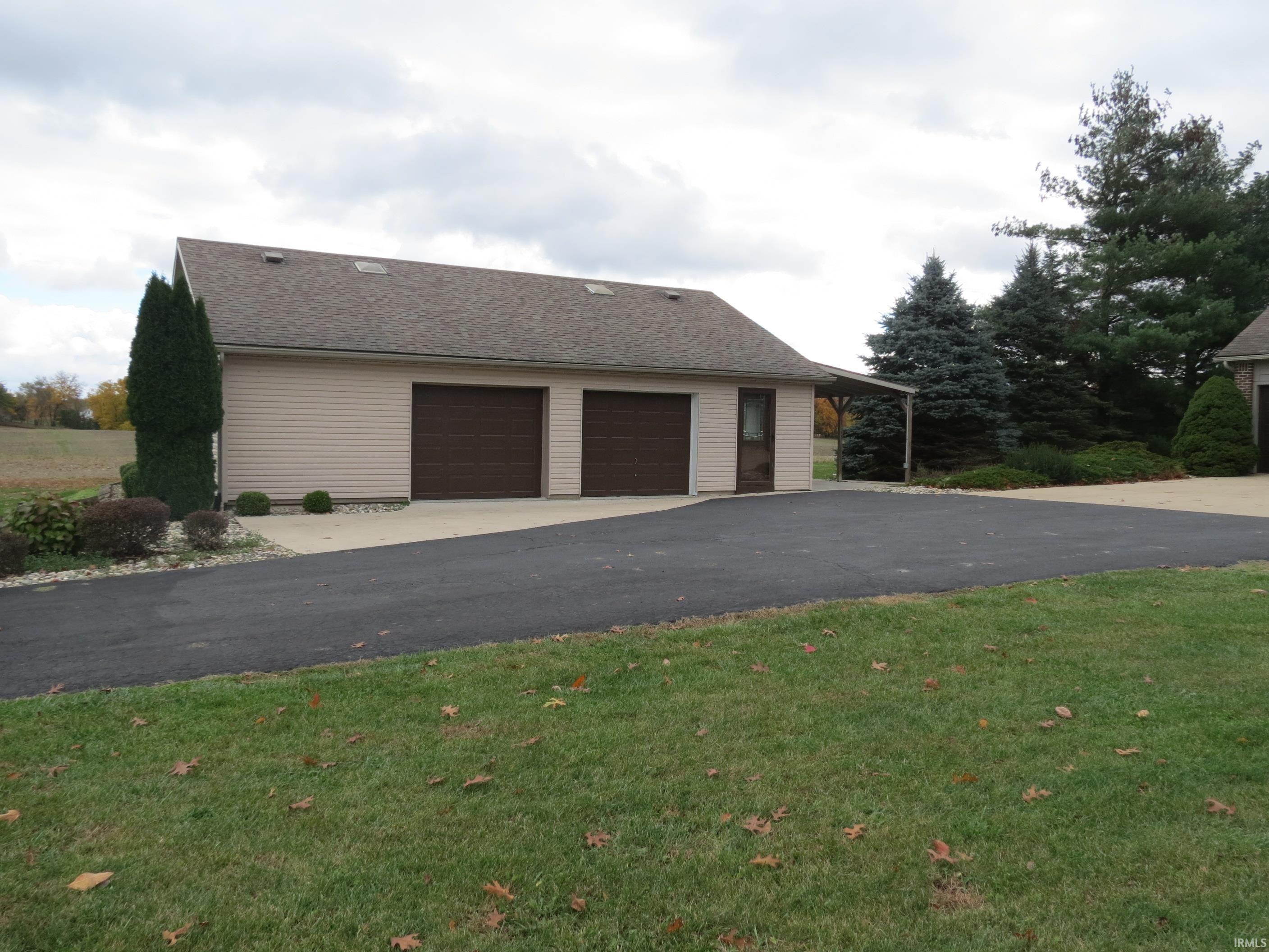 4606 East 1100th Road North Rome City, IN 46784 - Photo 2 of 36