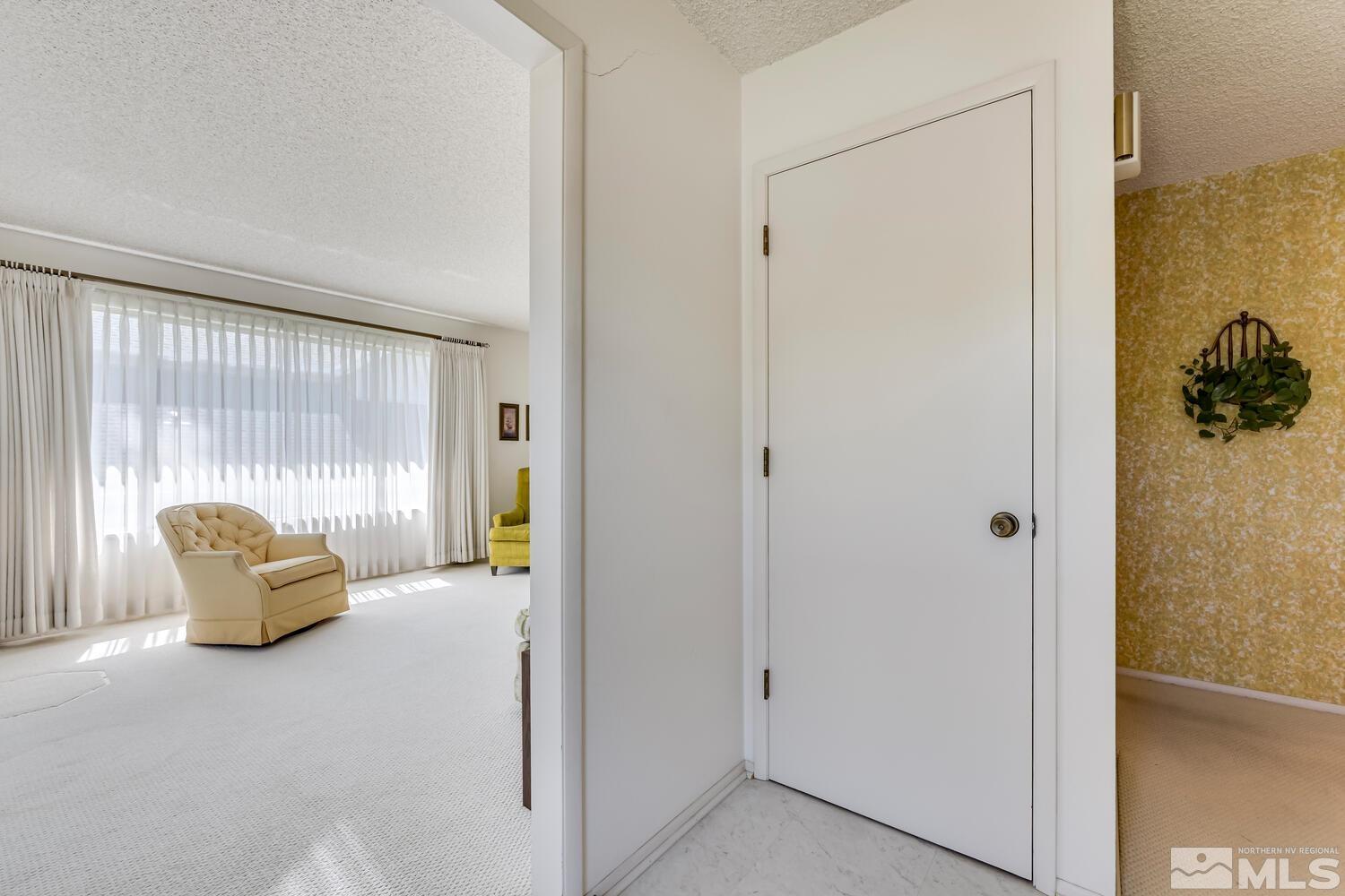 1290 Belford Road Reno, NV 89509 - Photo 7 of 33