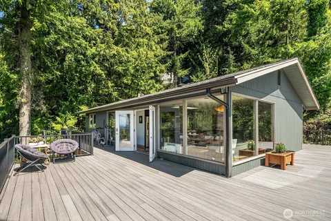 a view of a patio on the deck