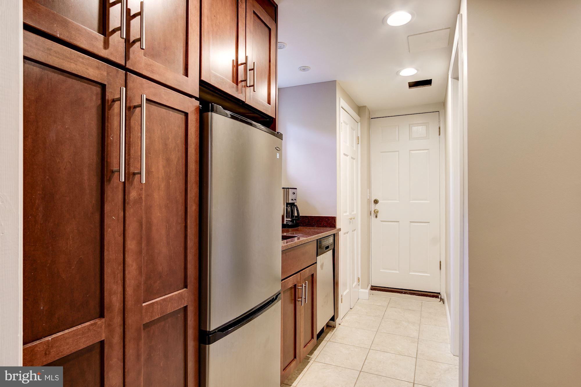 5013 Brookdale Road Bethesda, MD 20816 - Photo 43 of 57