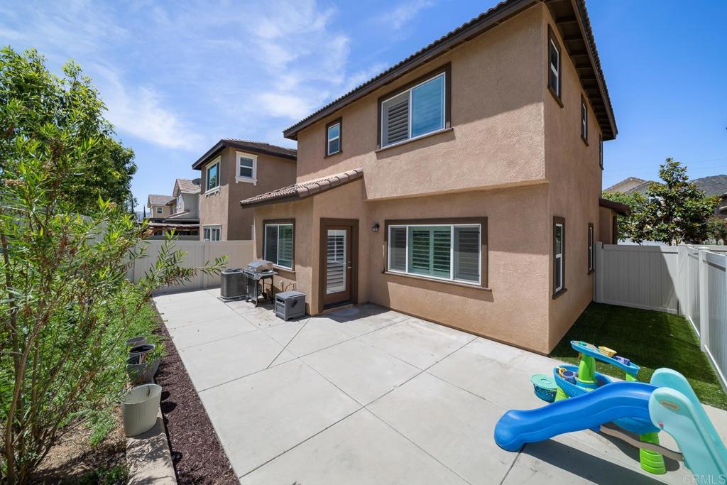35113 Persano Place Fallbrook, CA 92028 - Photo 15 of 69
