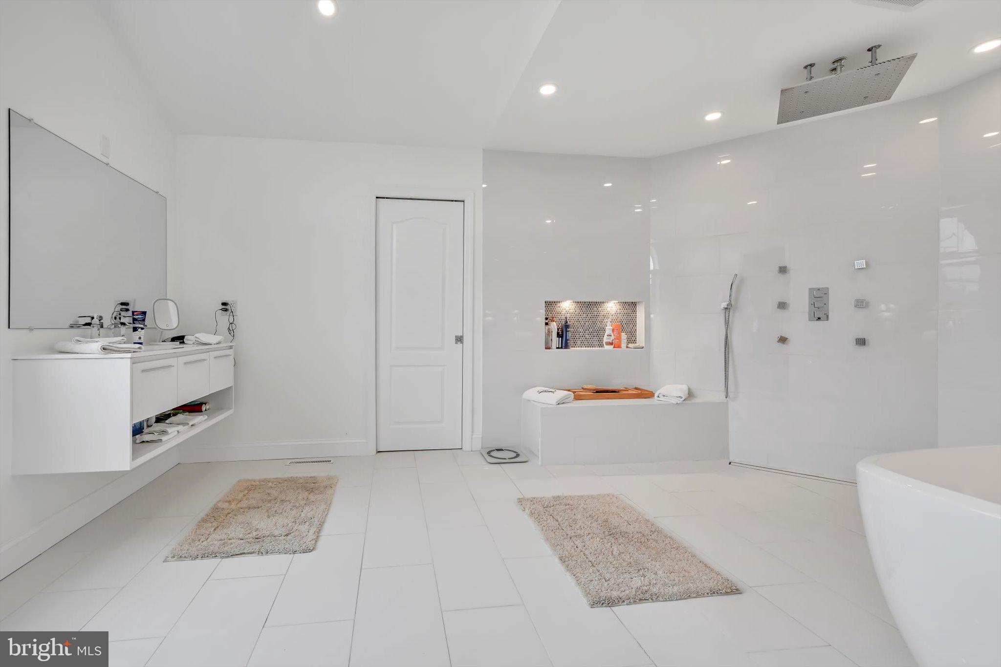 19 Kutz Road Schuylkill Haven, PA 17972 - Photo 24 of 69 Primary en suite