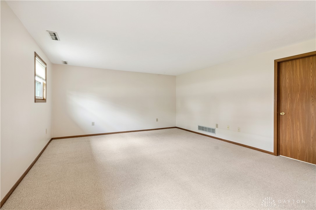 3697 Kemp Road Beavercreek, OH 45431 - Photo 19 of 28