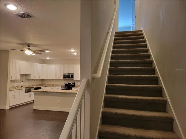 $3,100 | 1212 South Bumby Avenue, Orlando, FL 32806