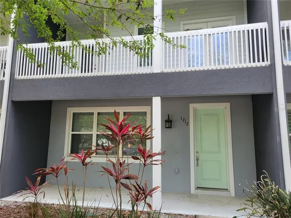 $3,100 | 1212 South Bumby Avenue, Orlando, FL 32806