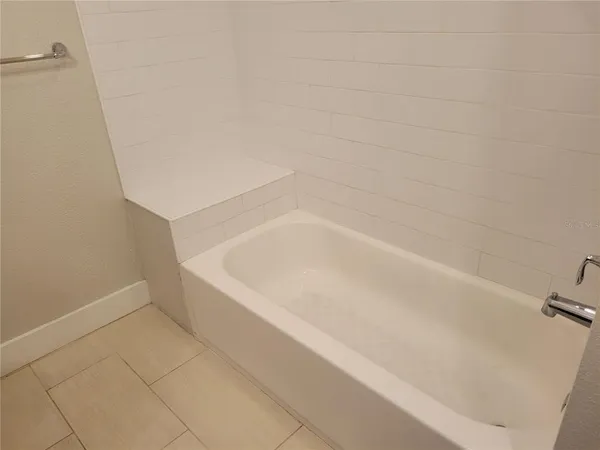 $3,100 | 1212 South Bumby Avenue, Orlando, FL 32806