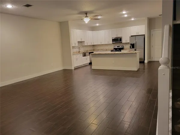 $3,100 | 1212 South Bumby Avenue, Orlando, FL 32806