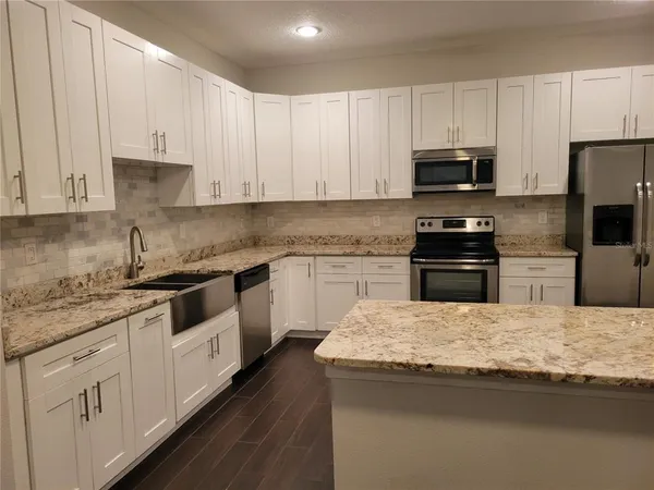 $3,100 | 1212 South Bumby Avenue, Orlando, FL 32806