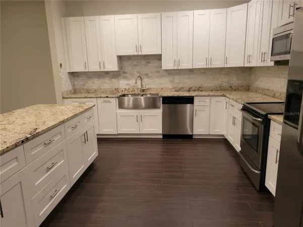 $3,100 | 1212 South Bumby Avenue, Orlando, FL 32806