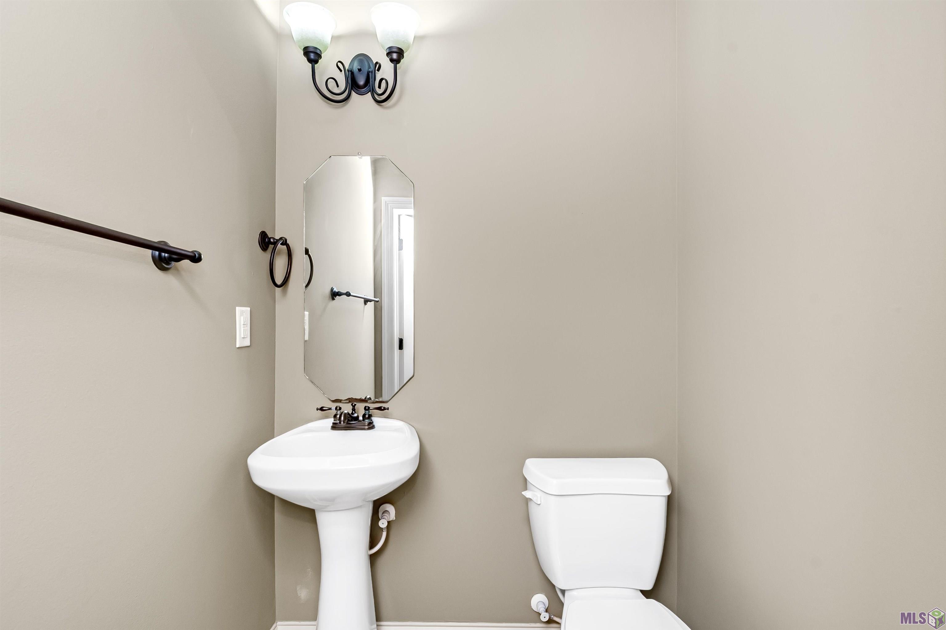 13819 Stone Gate Drive Baton Rouge, LA 70816 - Photo 21 of 24