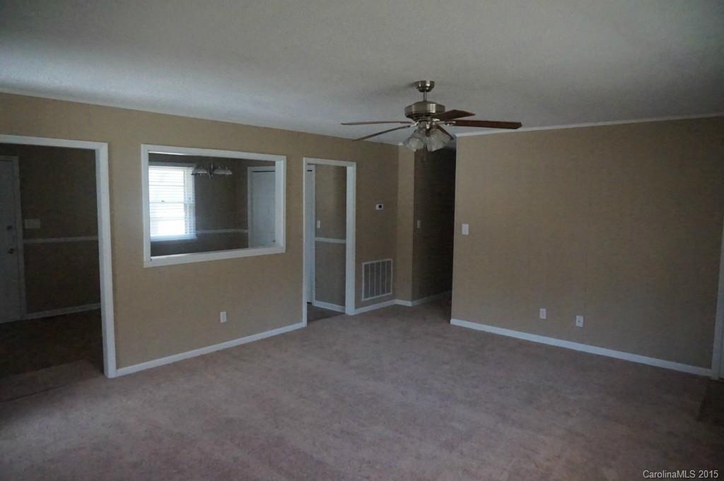 1807 Philadelphia Church Road Dallas, NC 28034 - Photo 2 of 12 Gallery Image 2