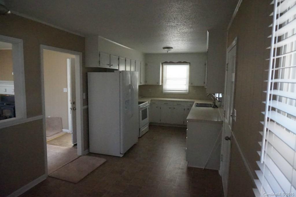1807 Philadelphia Church Road Dallas, NC 28034 - Photo 4 of 12 Gallery Image 4