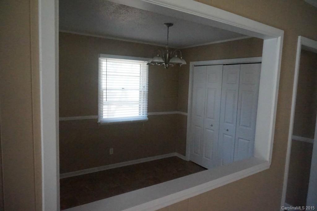 1807 Philadelphia Church Road Dallas, NC 28034 - Photo 6 of 12 Gallery Image 6
