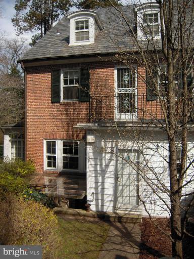 4220 Wickford Road Baltimore, MD 21210 - Photo 8 of 19 Exterior (Rear)