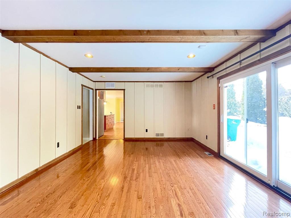 36234 Congress Road Farmington, MI 48335 - Photo 19 of 29