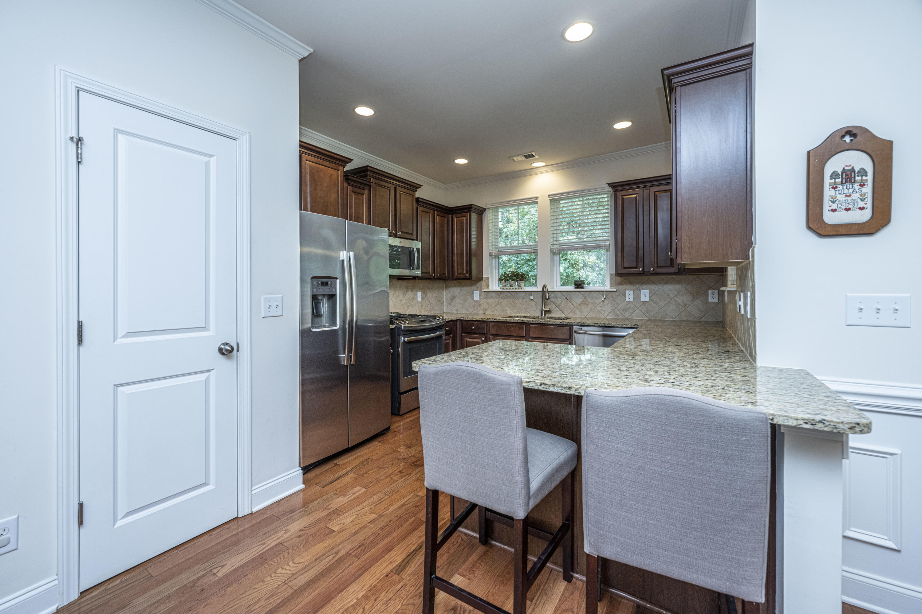 1247 Dingle Road Mount Pleasant, SC 29466 - Photo 8 of 44 Kitchen and breakfast bar
