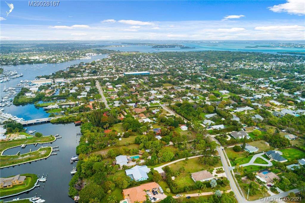 4856 Southeast Manatee Cove Road Stuart, FL 34997 - Photo 36 of 47 Gallery Image 36