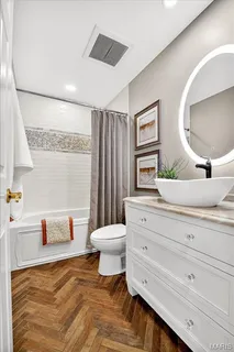 $1,595,000 | 202 Fick Farm Road, Chesterfield, MO 63005