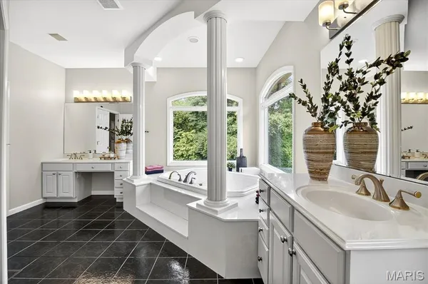 $1,425,000 | 202 Fick Farm Road, Chesterfield, MO 63005