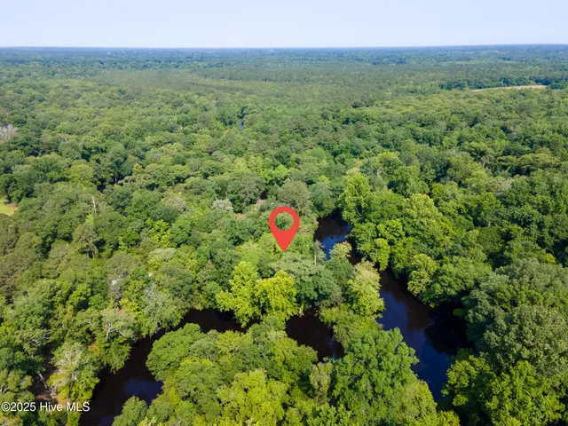 $70,000 | 366 Paul Drive, Trenton, NC 28585