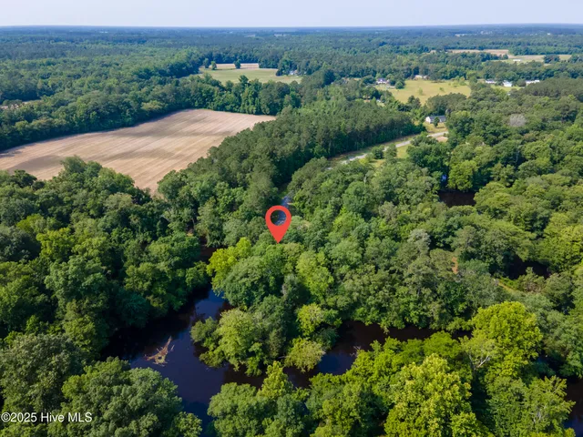 $70,000 | 366 Paul Drive, Trenton, NC 28585