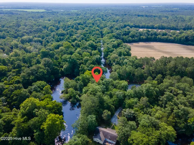 $70,000 | 366 Paul Drive, Trenton, NC 28585