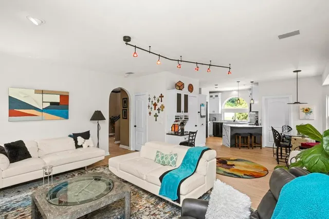 $920,000 | 604 Songwriter Circle, Nashville, TN 37220