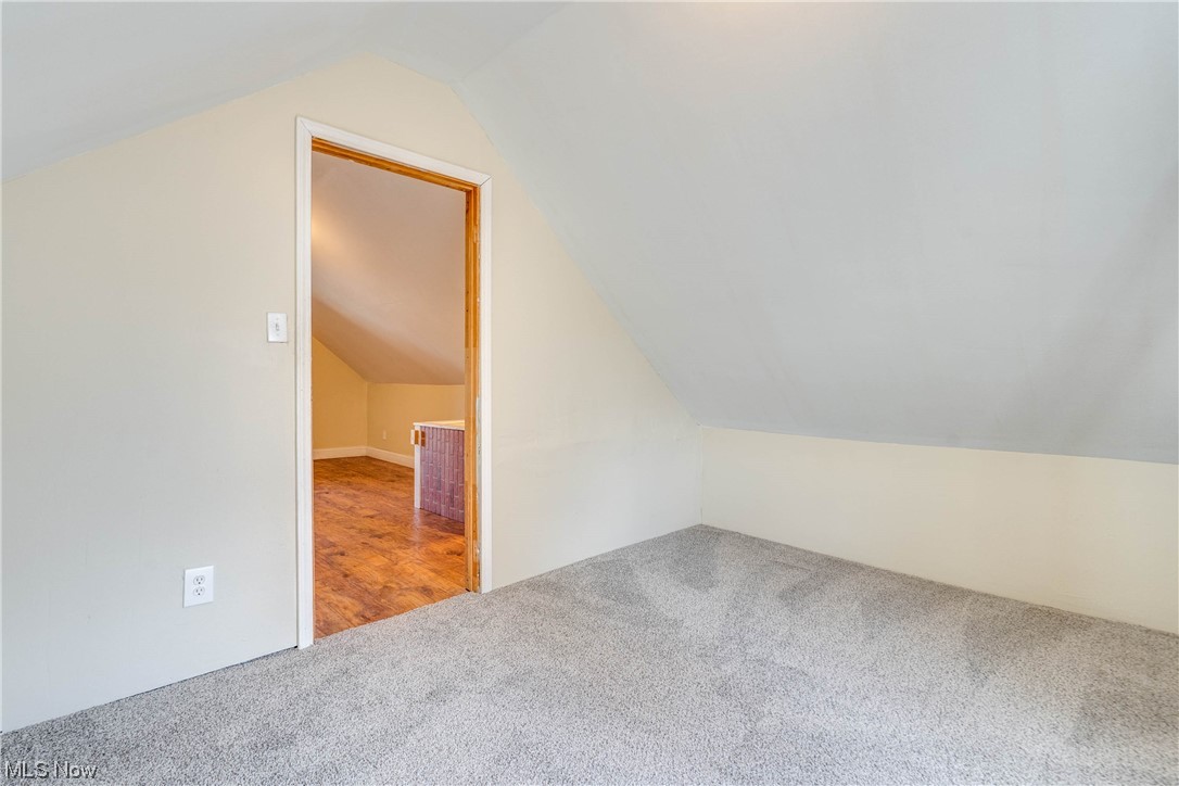 3545 Pennington Road Cleveland, OH 44120 - Photo 28 of 32 5th bedroom on 3rd floor