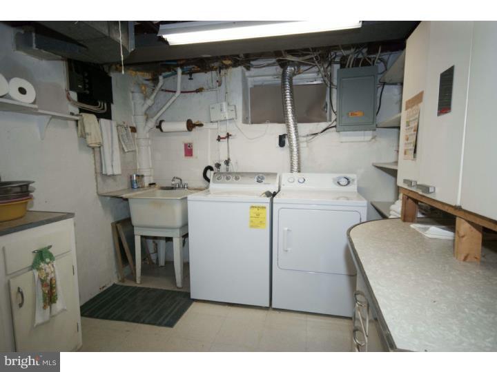 517 Netherwood Road Upper Darby, PA 19082 - Photo 16 of 25 Laundry Room